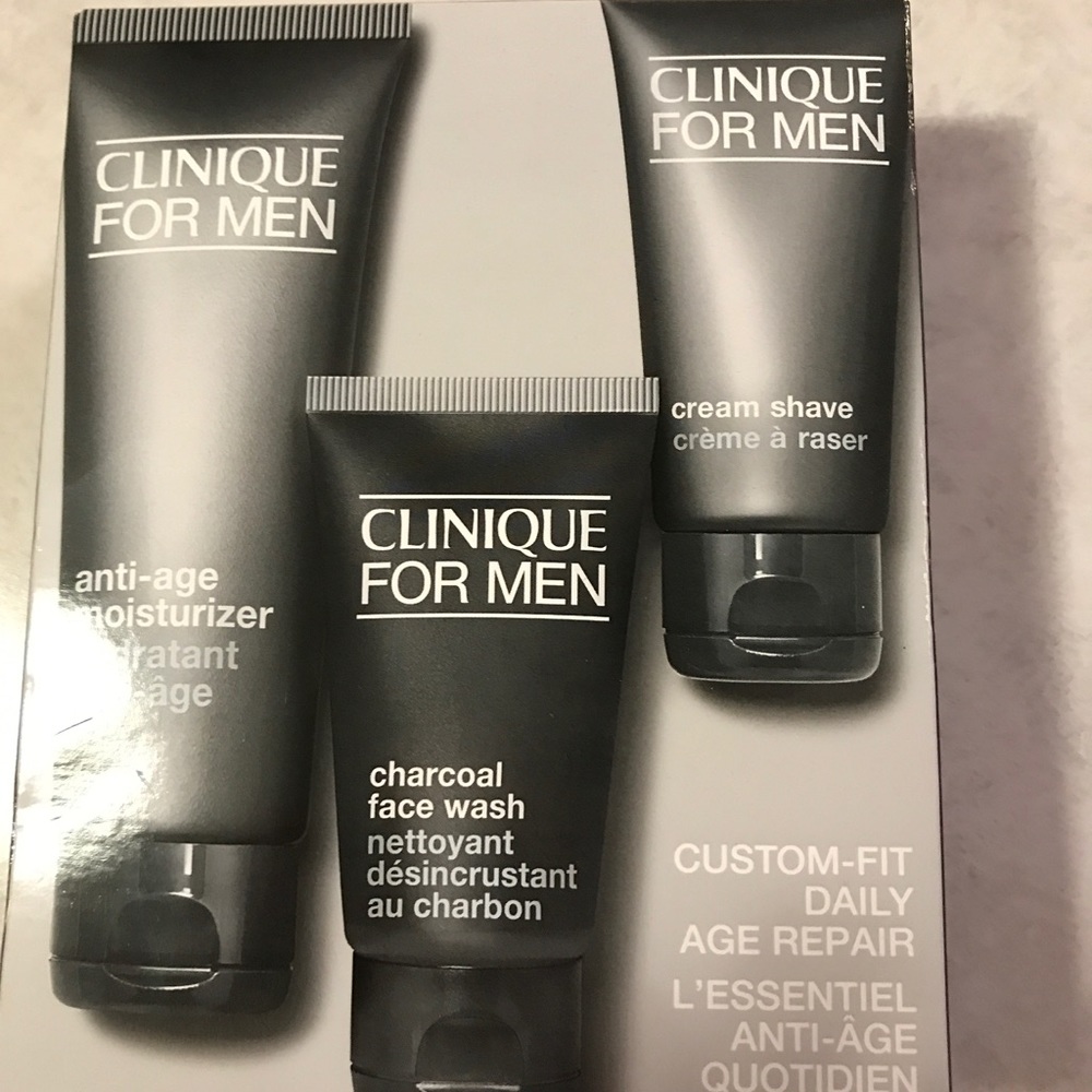 Clinique For Men Custom-Fit Daily Age Repair